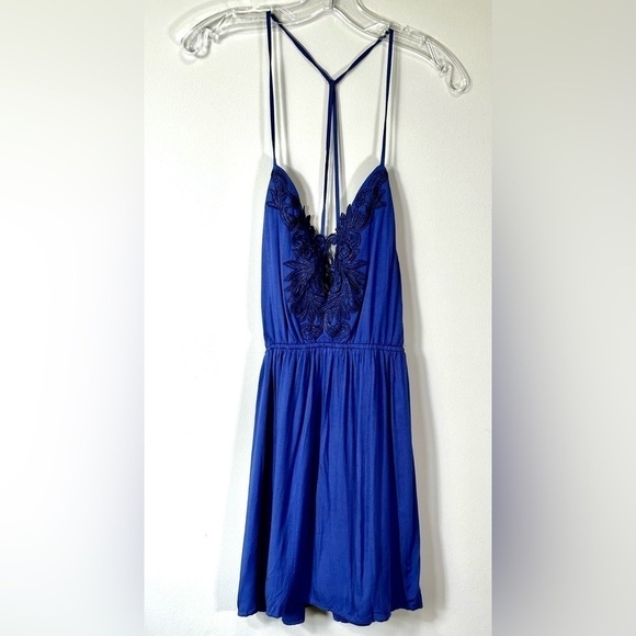 Women’s Strappy Tie Back Dress - Picture 1 of 6